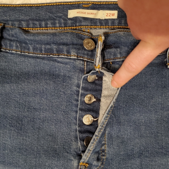 Levi's Wedgie Plus Size Skinny Ankle Jeans Size 22W - Picture 7 of 16